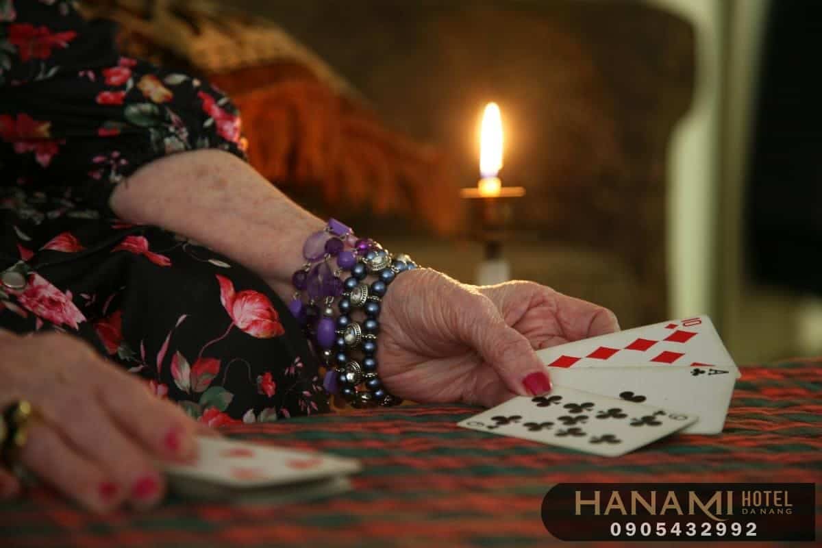 best places to see fortune telling in da nang