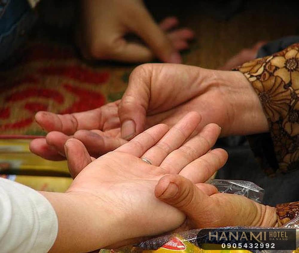 best places to see fortune telling in da nang