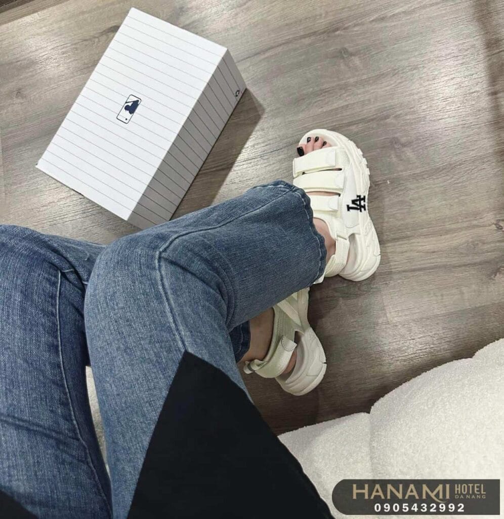 best sandal shops in da nang