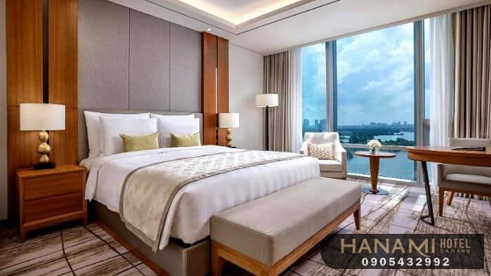 Blackout dates là gì