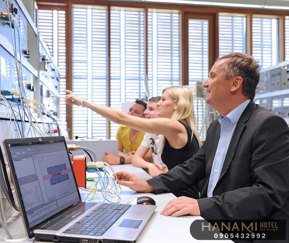 Casual labour là gì ? Lương của nhân viên Casual trong ngành dịch vụ Khách sạn 7 Casual labor là gì