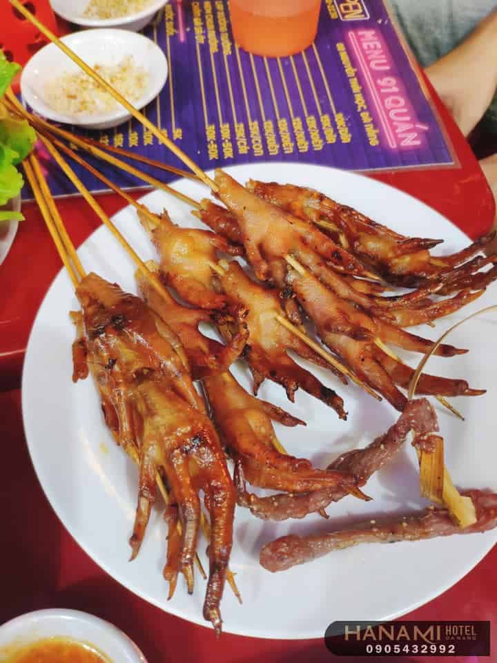 Grilled chicken feet in Da Nang