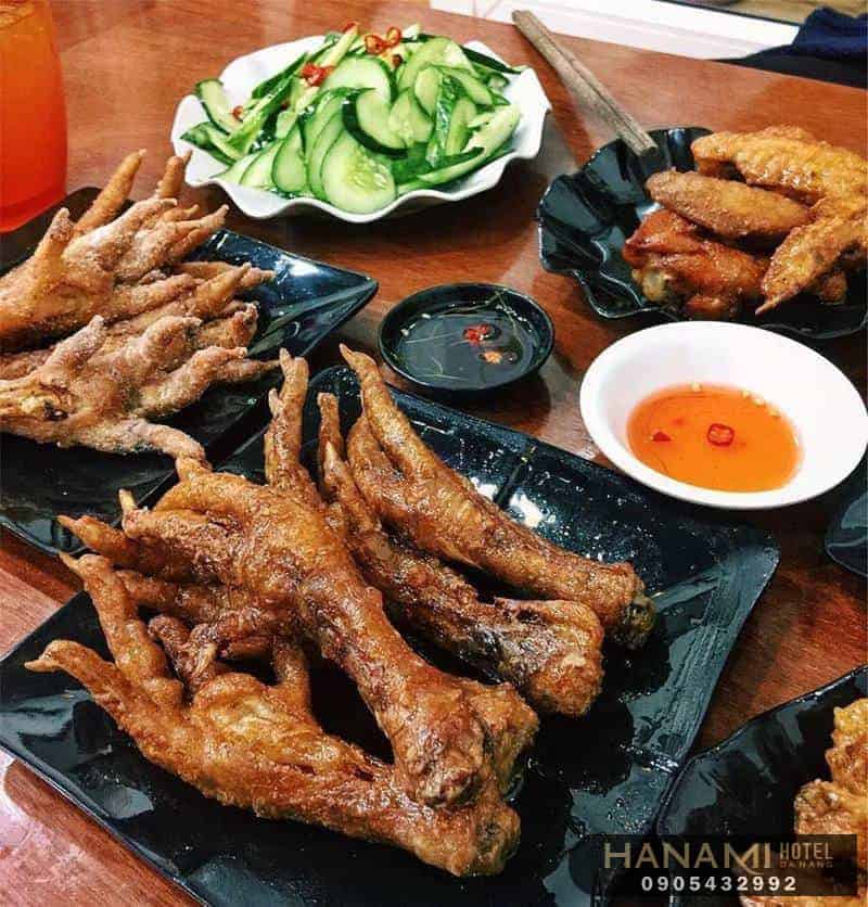 Grilled chicken feet in Da Nang