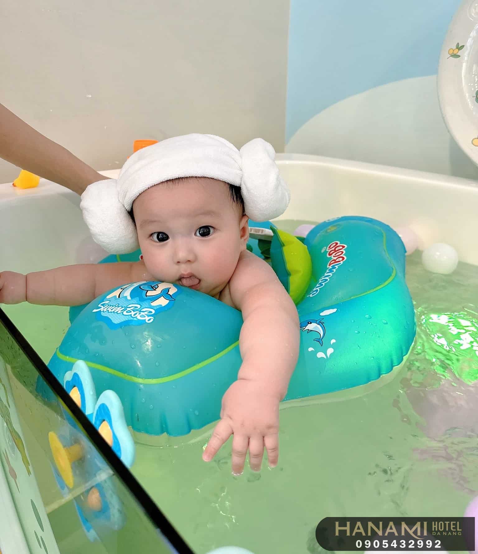 địa chỉ bơi thuỷ liệu cho bé tốt nhất tại Đà Nẵng
