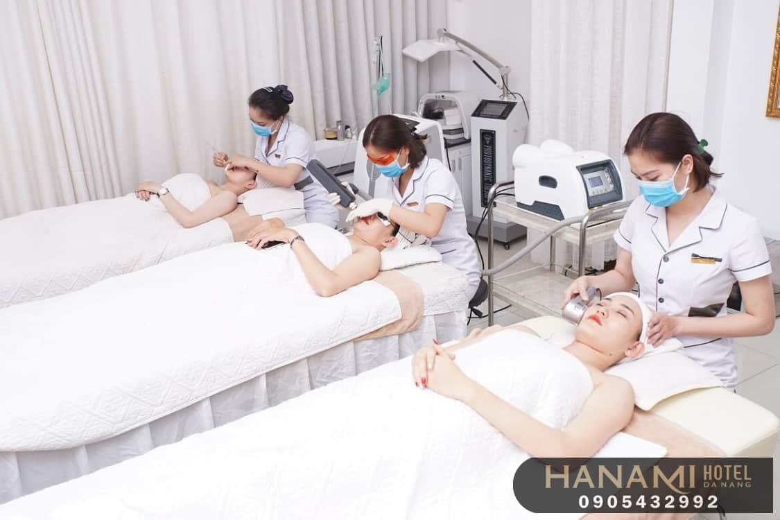 best places for boob jobs in danang