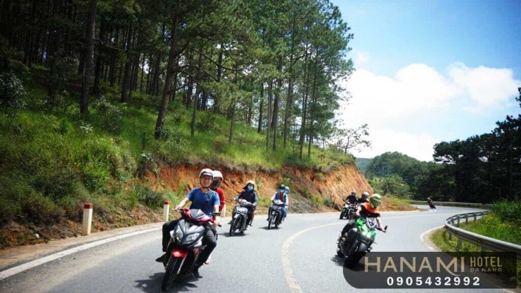 best way from Da Nang to Hue