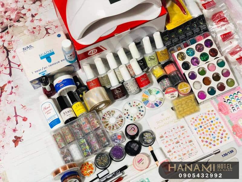 cửa hàng phụ kiện nail Đà Nẵng