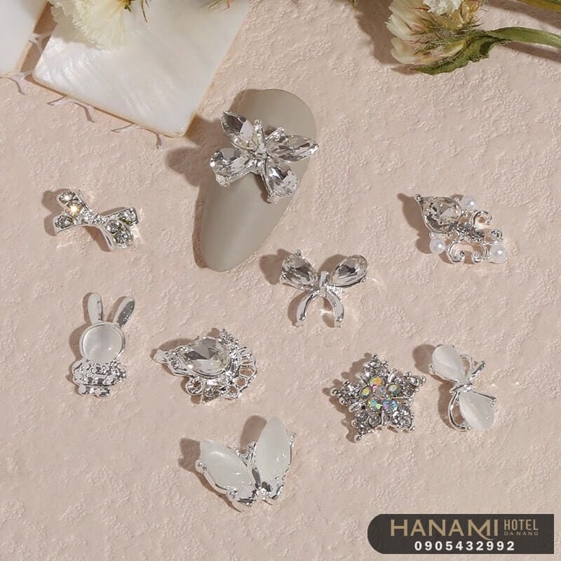 cửa hàng phụ kiện nail Đà Nẵng