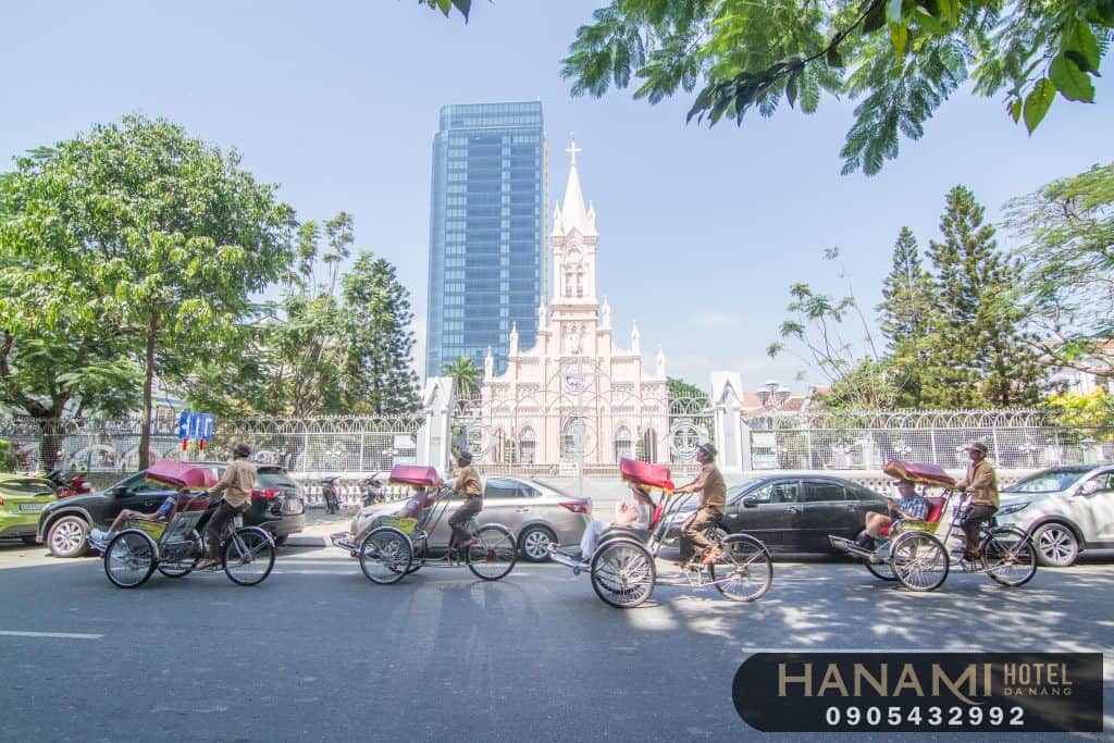 how to go to da nang from ha noi