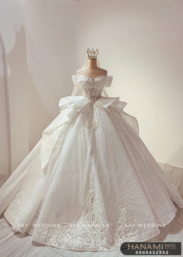 Top 14 Best Danang Wedding Dress Shops, Reviews by Hanami 9 Danang wedding dress shops