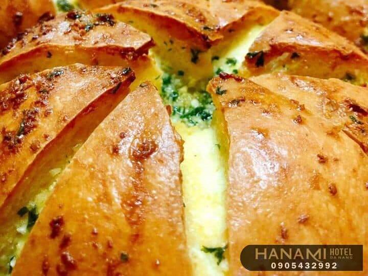 bánh mì bơ tỏi phô mai ngon nhất Đà Nẵng