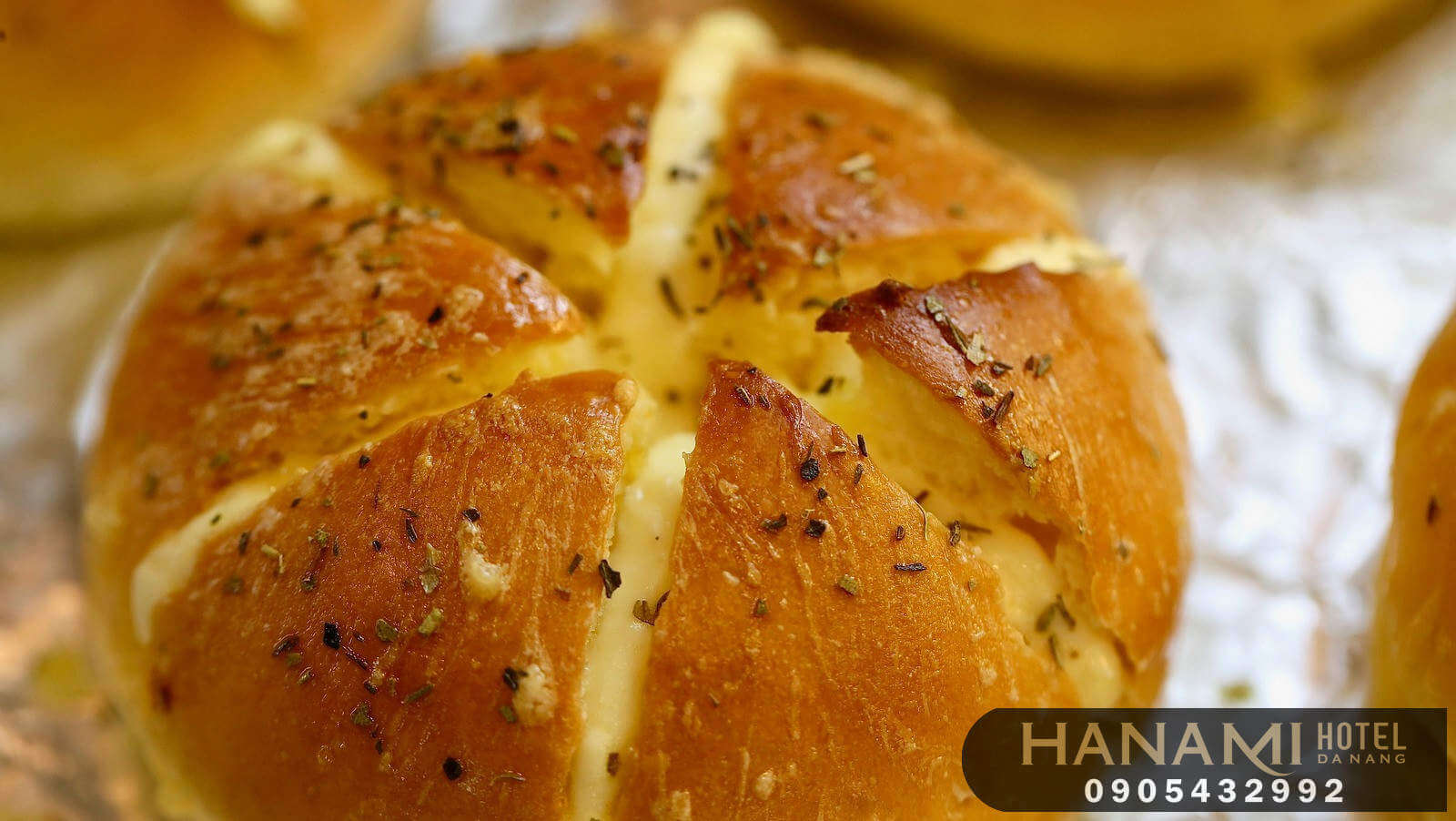 bánh mì bơ tỏi phô mai ngon nhất Đà Nẵng