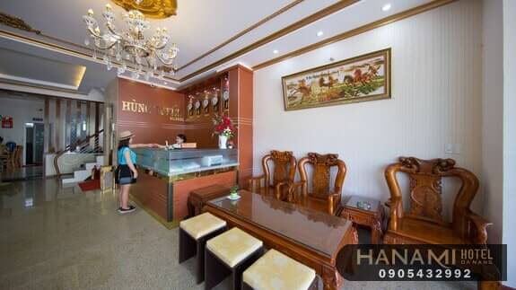 best hotels near da nang university of economics