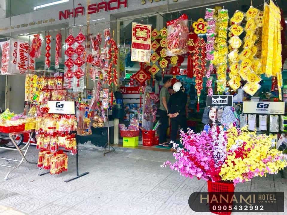 best used bookstores in da nang