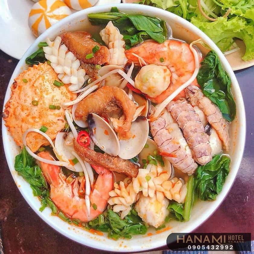 Bún hải sản Đà Nẵng