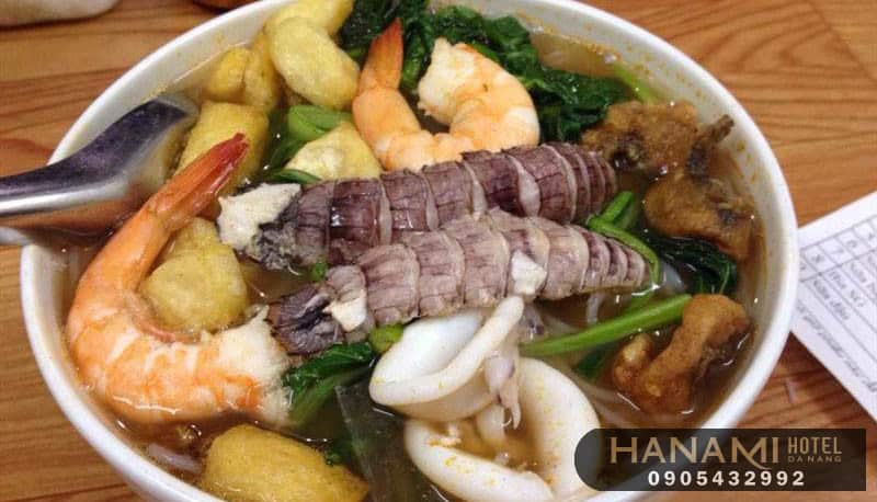 Bún hải sản Đà Nẵng
