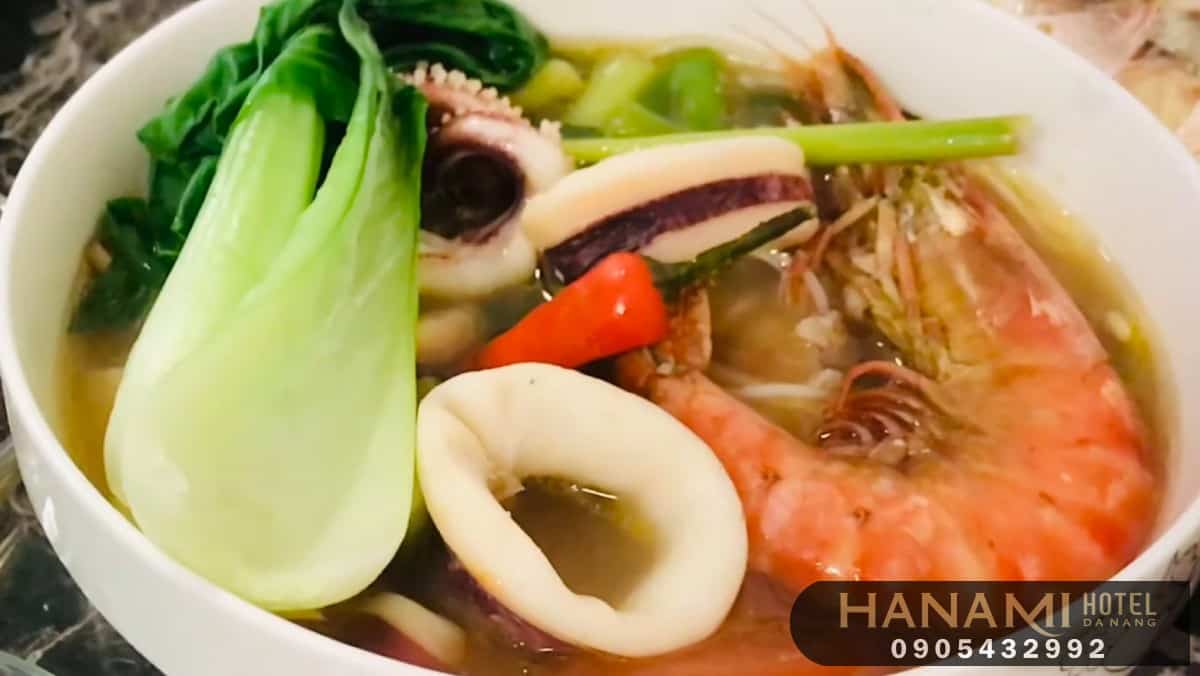 Bún hải sản Đà Nẵng