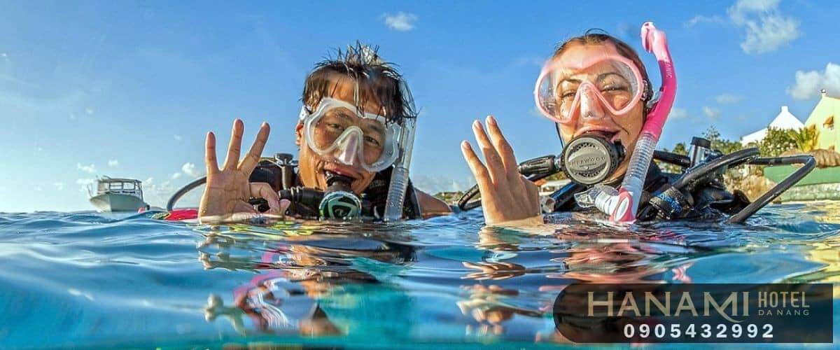 Mua kính lặn ở Đà Nẵng