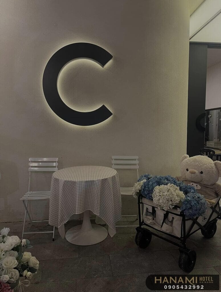 best cafes on 2/9 Street Da Nang