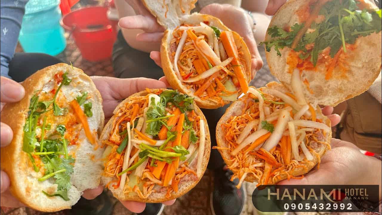 best banh mi ga in Da Nang