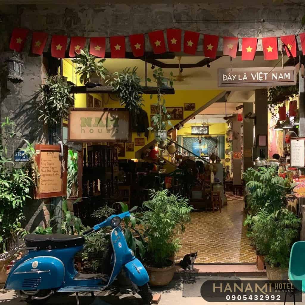 best nostalgic cafes in Da Nang