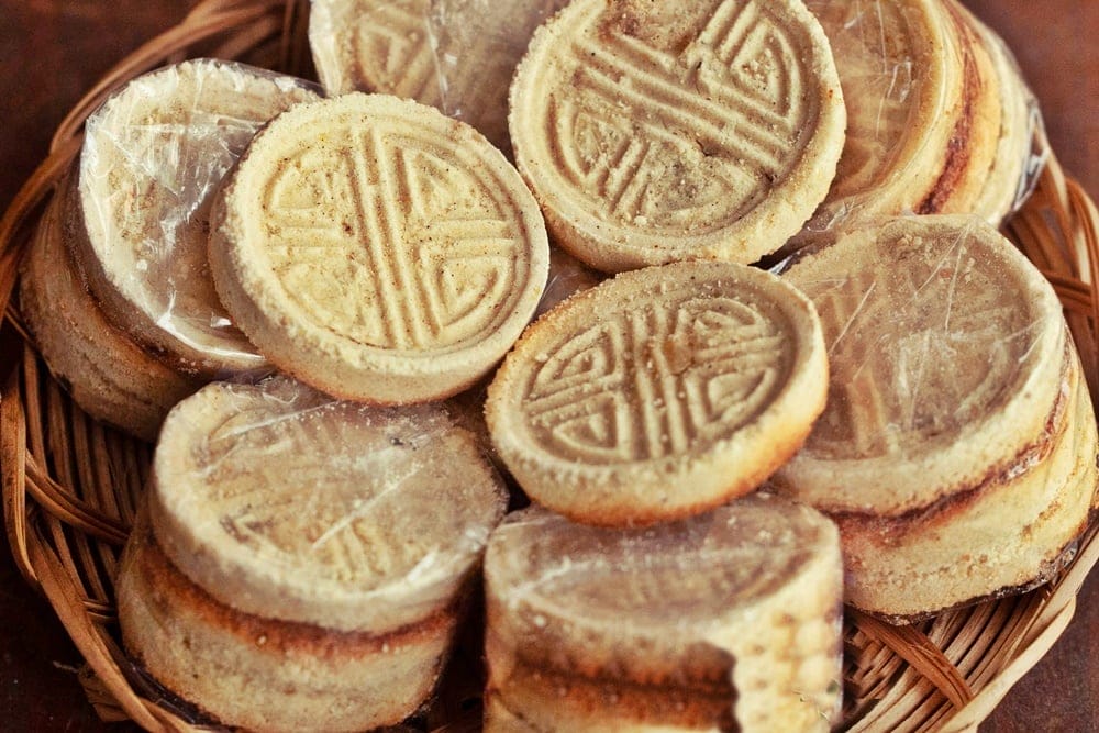 Bánh đậu xanh hội an có gì đặc biệt? 6 Bánh đậu xanh Hội An góp phần bảo tồn văn hóa, lịch sử