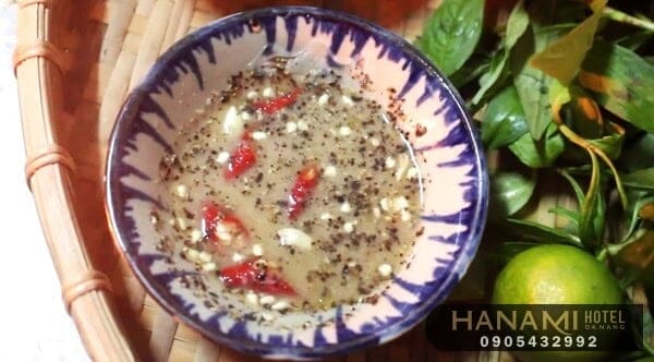 Hướng dẫn cách làm trứng gà nướng thơm ngon, béo ngậy tại nhà 4 cách làm trứng gà nướng