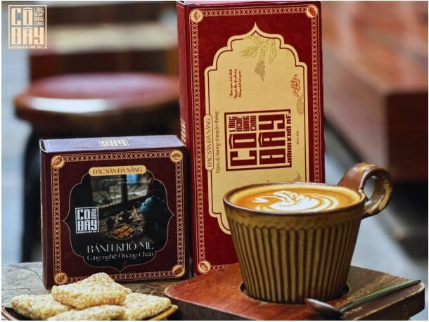 Bánh khô mè Cô Đây Quang Châu - Món quà tặng của Quê hương 4 Bánh khô mè cô Đây thích hợp với trà nóng, cà phê.