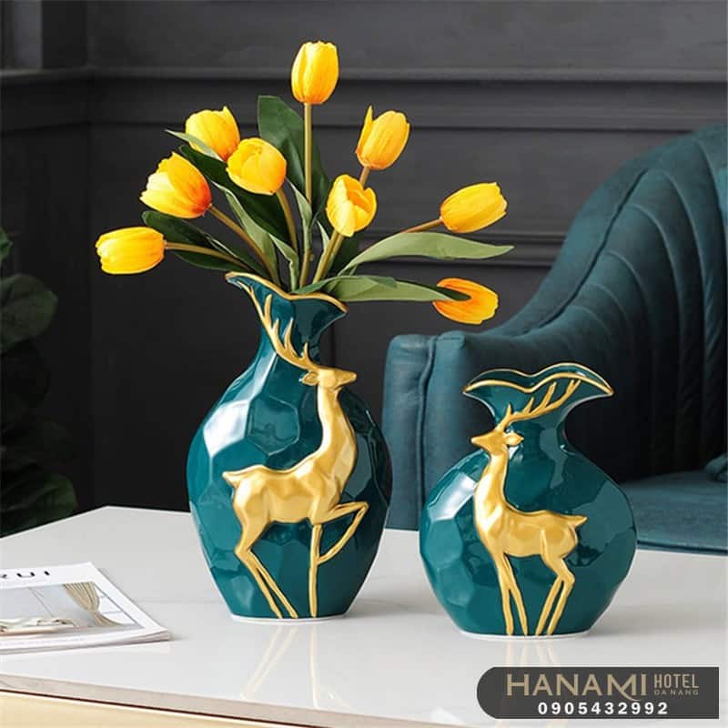 5 Tiêu Chí Quan Trọng Khi Lựa Chọn Bình Hoa Để Không Gian Trở Nên Nổi Bật 4 lựa chọn bình hoa