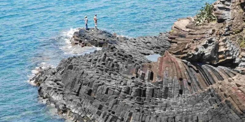 Ghềnh Bàng Đà Nẵng: Vẻ đẹp hoang sơ giữa lòng thành phố 1 Ghềnh Bàng Đà Nẵng