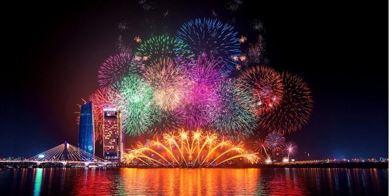 Tổng hợp các sự kiện, lễ hội ở Đà Nẵng lớn và đặc sắc nhất 2025 6 Le hoi phao hoa quoc te Da Nang